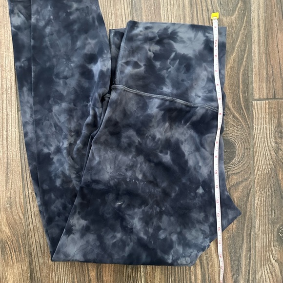 lululemon  28” Tie-Dye High-Rise Leggings Align Pant Diamond Pitch Graphite - Picture 10 of 14